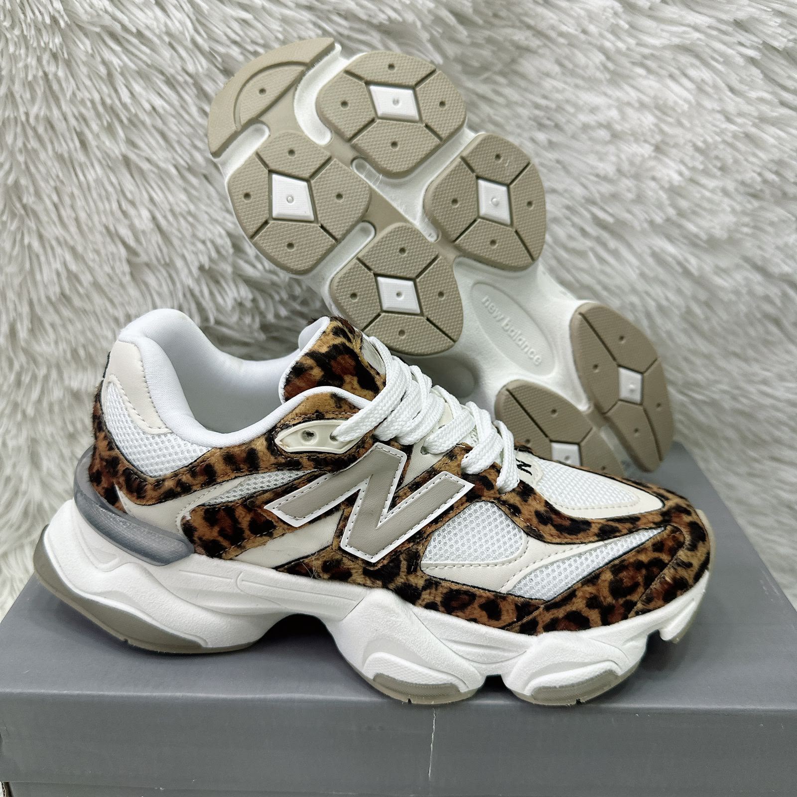 NB 9060 Leopard