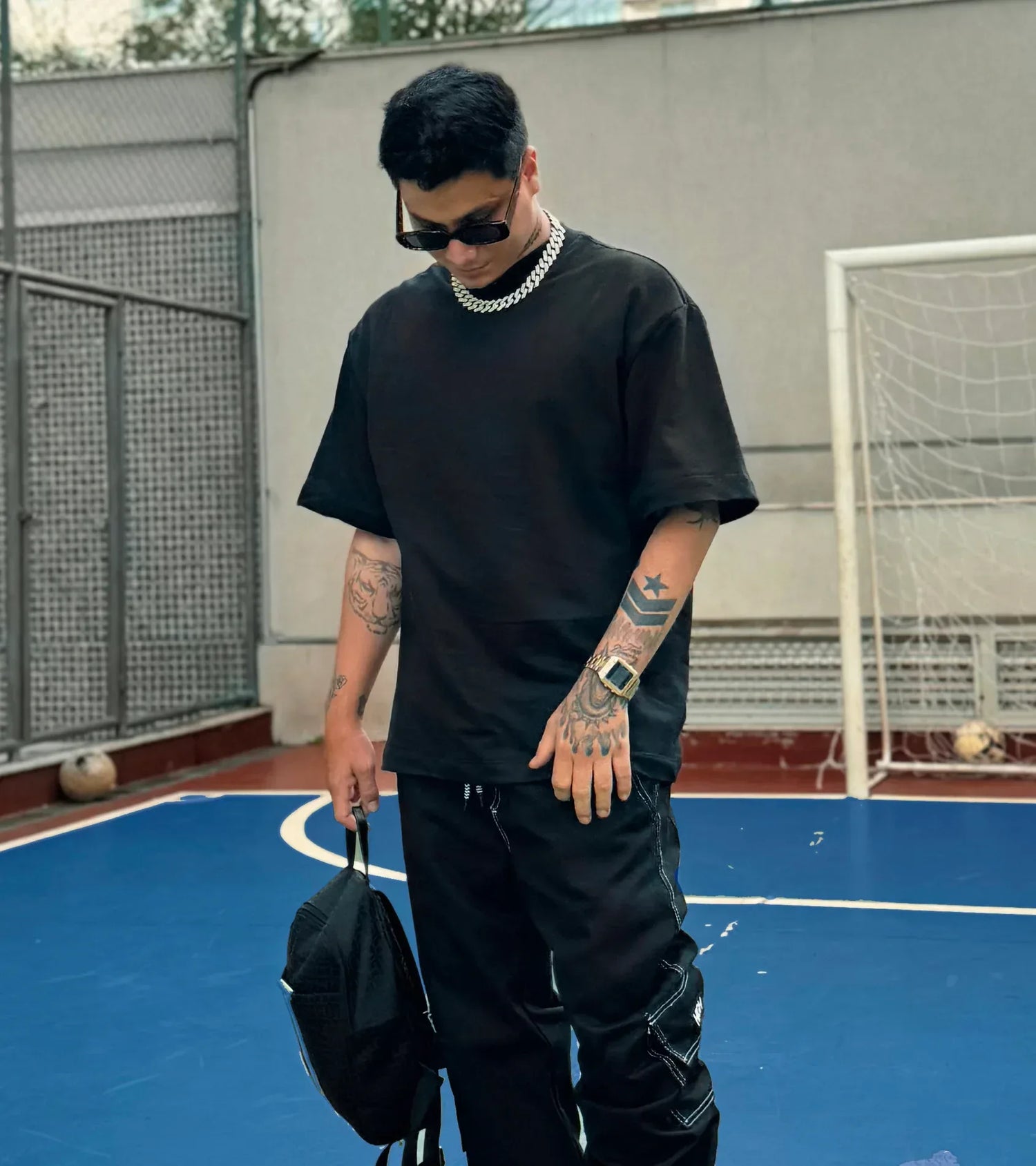 BASIC OVERSIZED - MONEYS