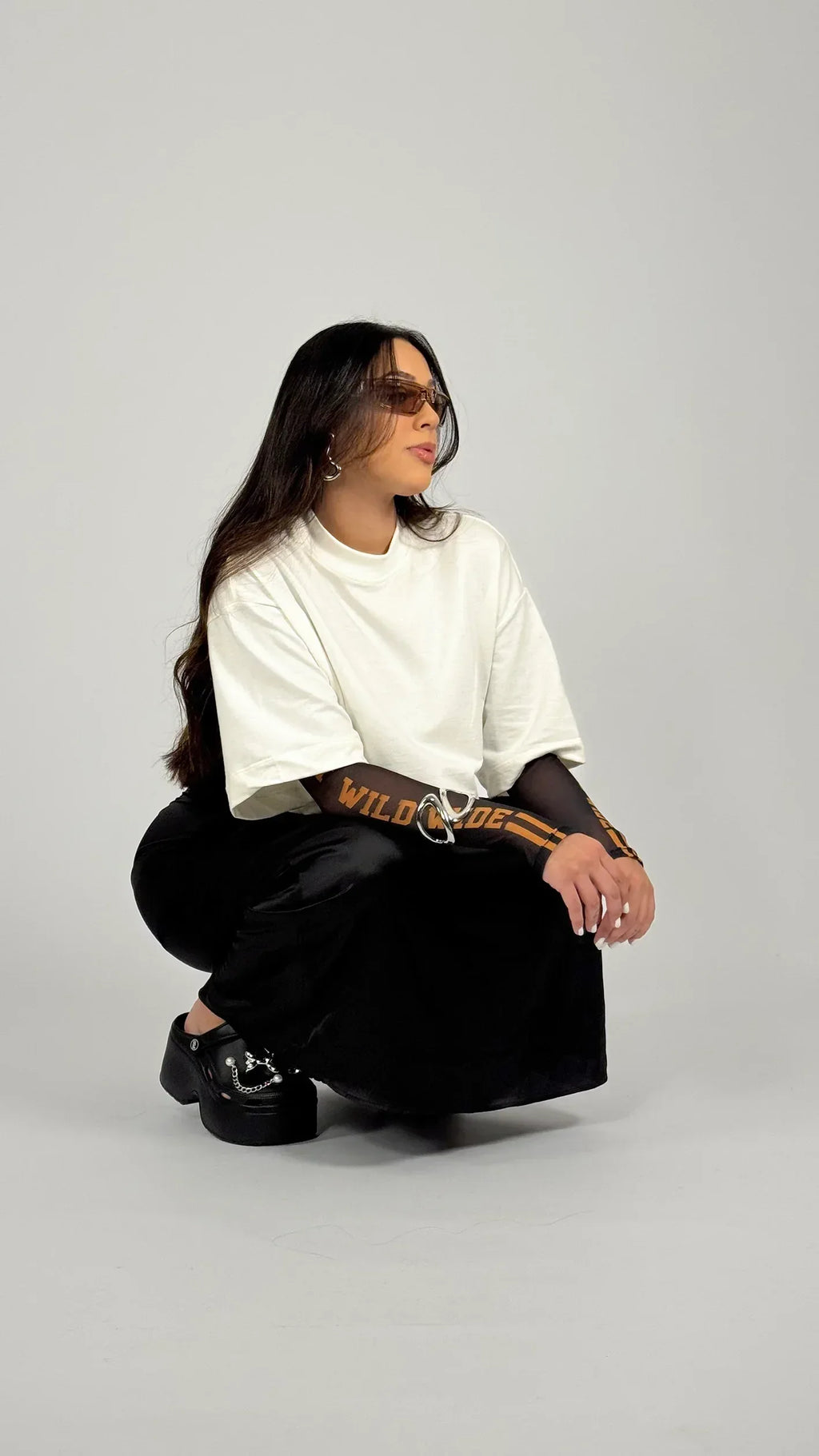 CROPPED OVERSIZED - MONEYS