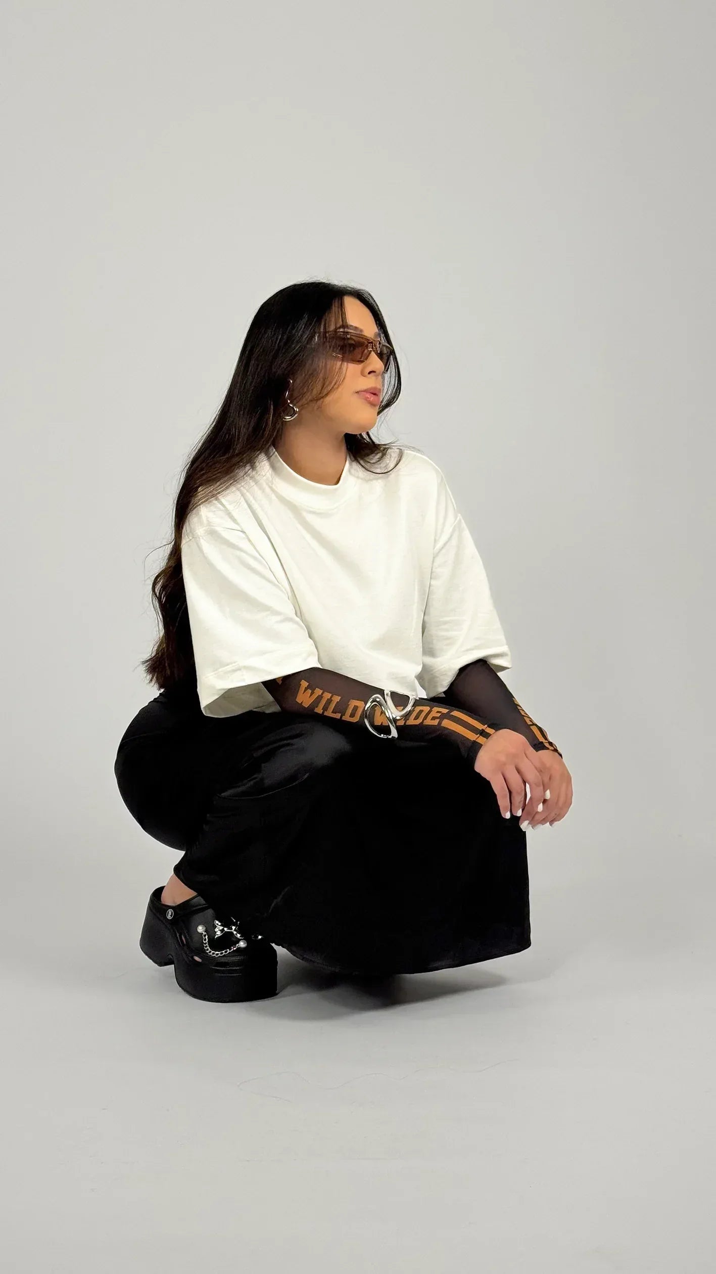 CROPPED OVERSIZED - MONEYS