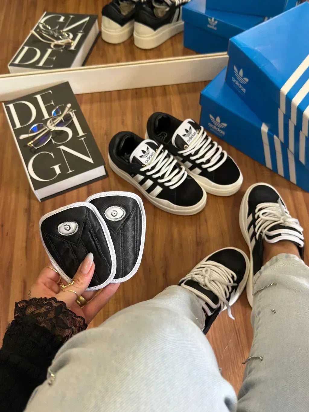 ADIDAS CAMPUS BLACK WHITE - MONEYS