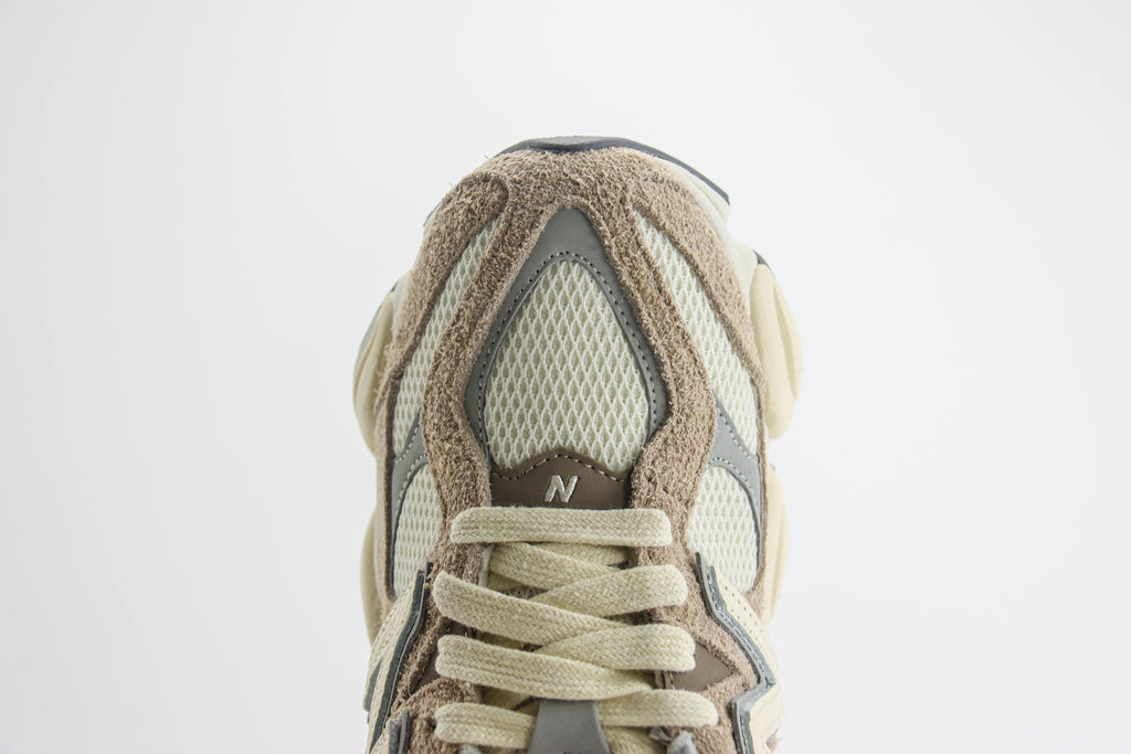 New Balance 9060 Driftwood