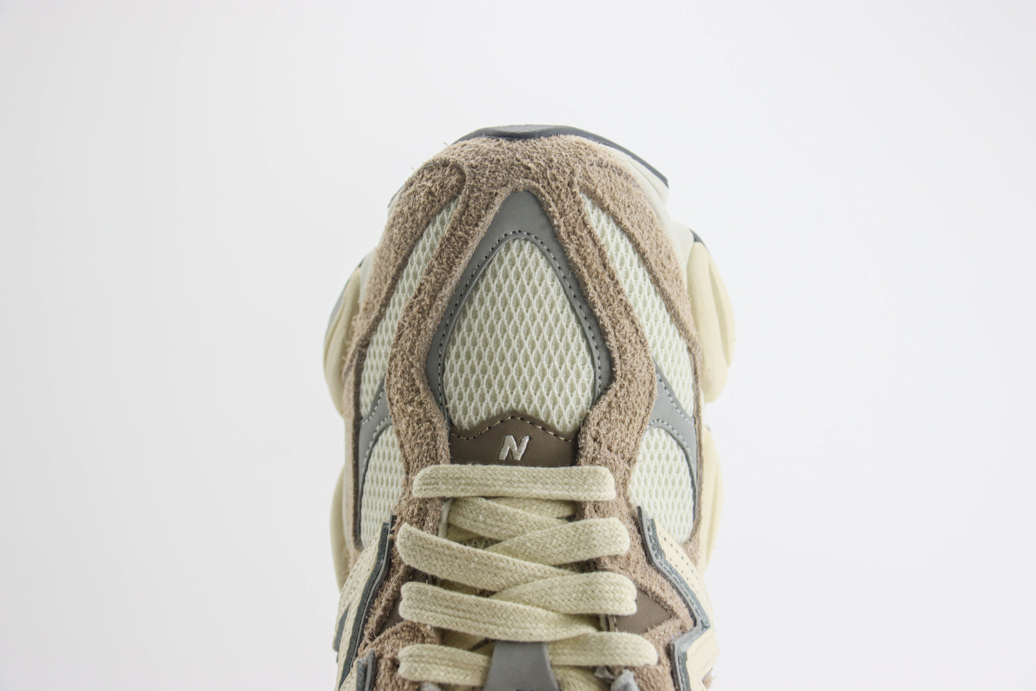New Balance 9060 Driftwood