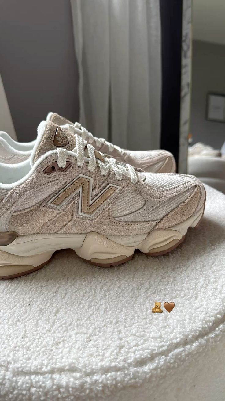 New Balance 9060 Bisque Sea Salt