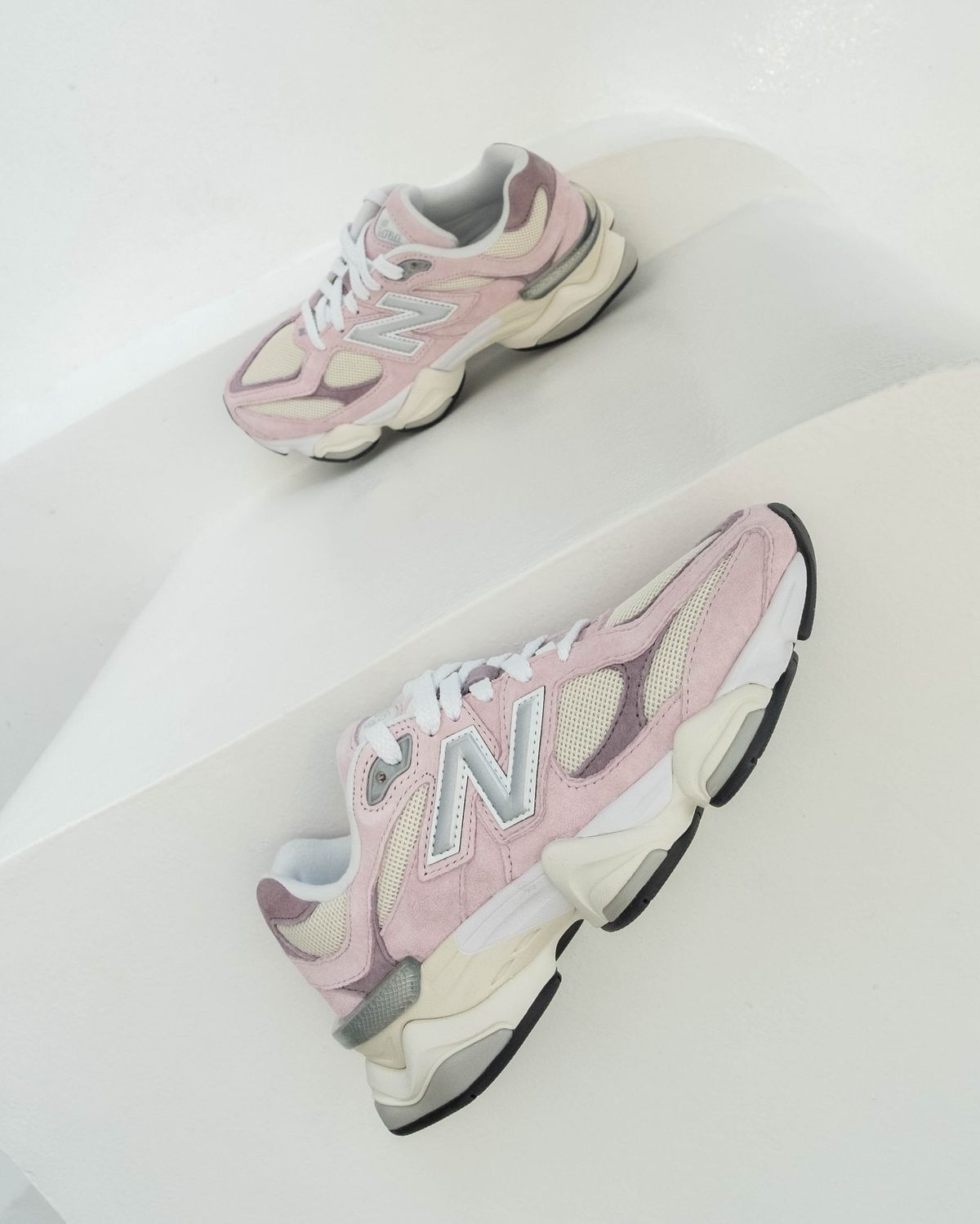 New Balance 9060 Rose Sugar Angora