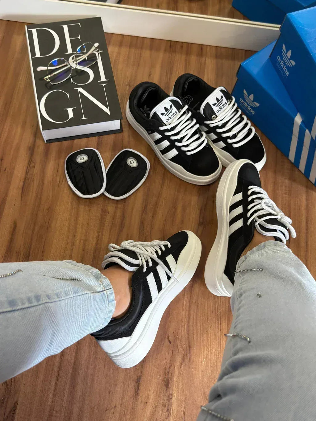 ADIDAS CAMPUS BLACK WHITE - MONEYS