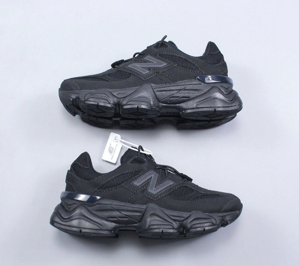 New Balance 9060 Infantil Blackout