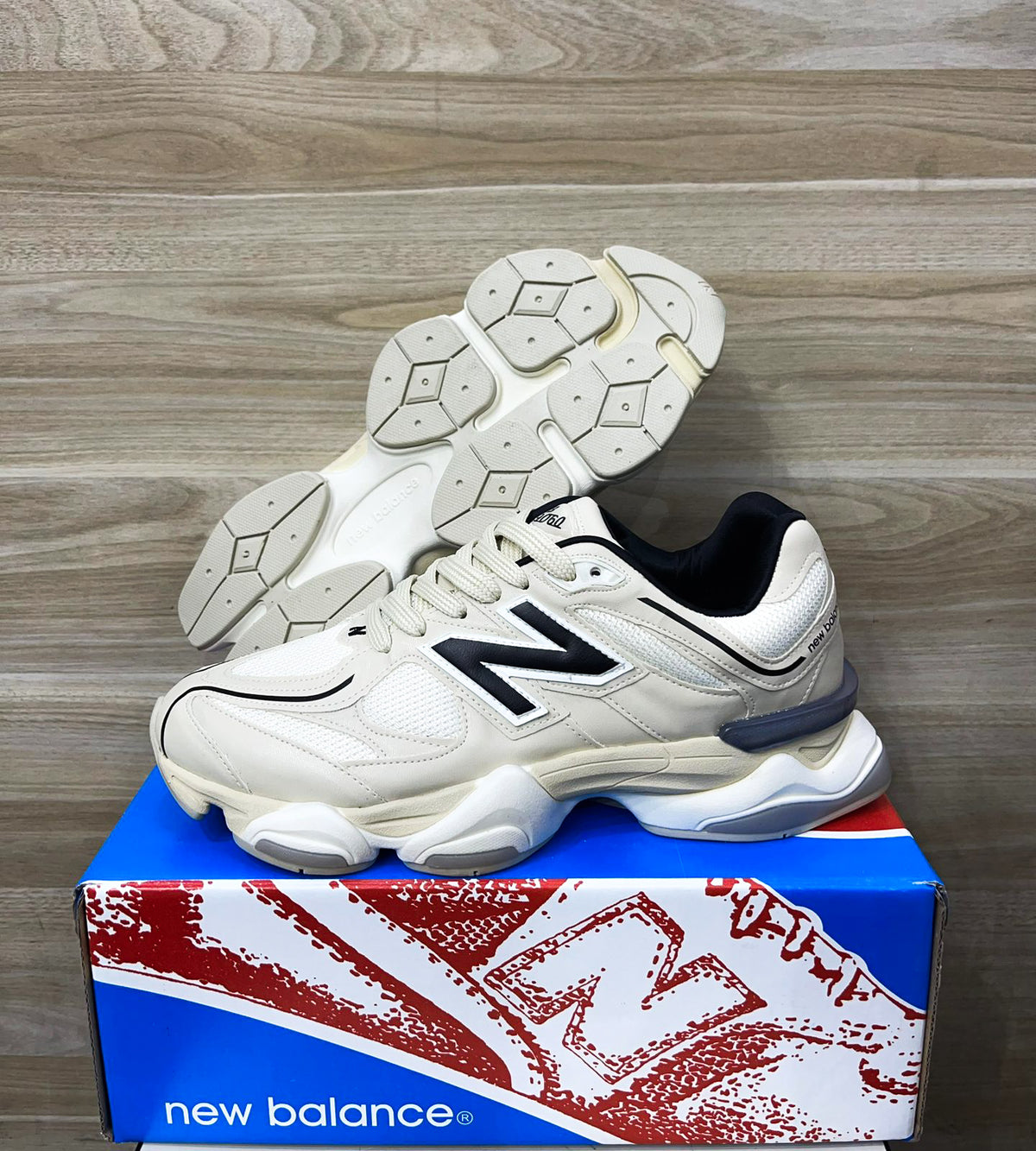 NB 9060 Black Cream