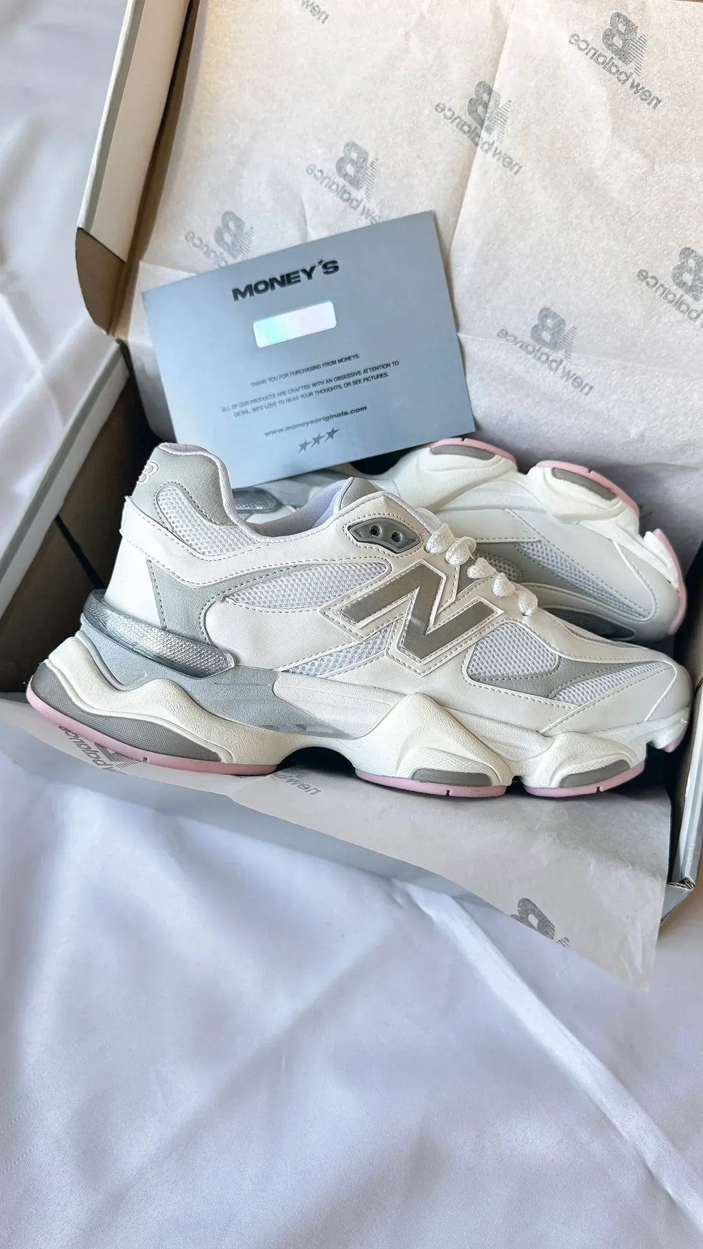 NB 9060 BRANCO ROSA - MONEYS