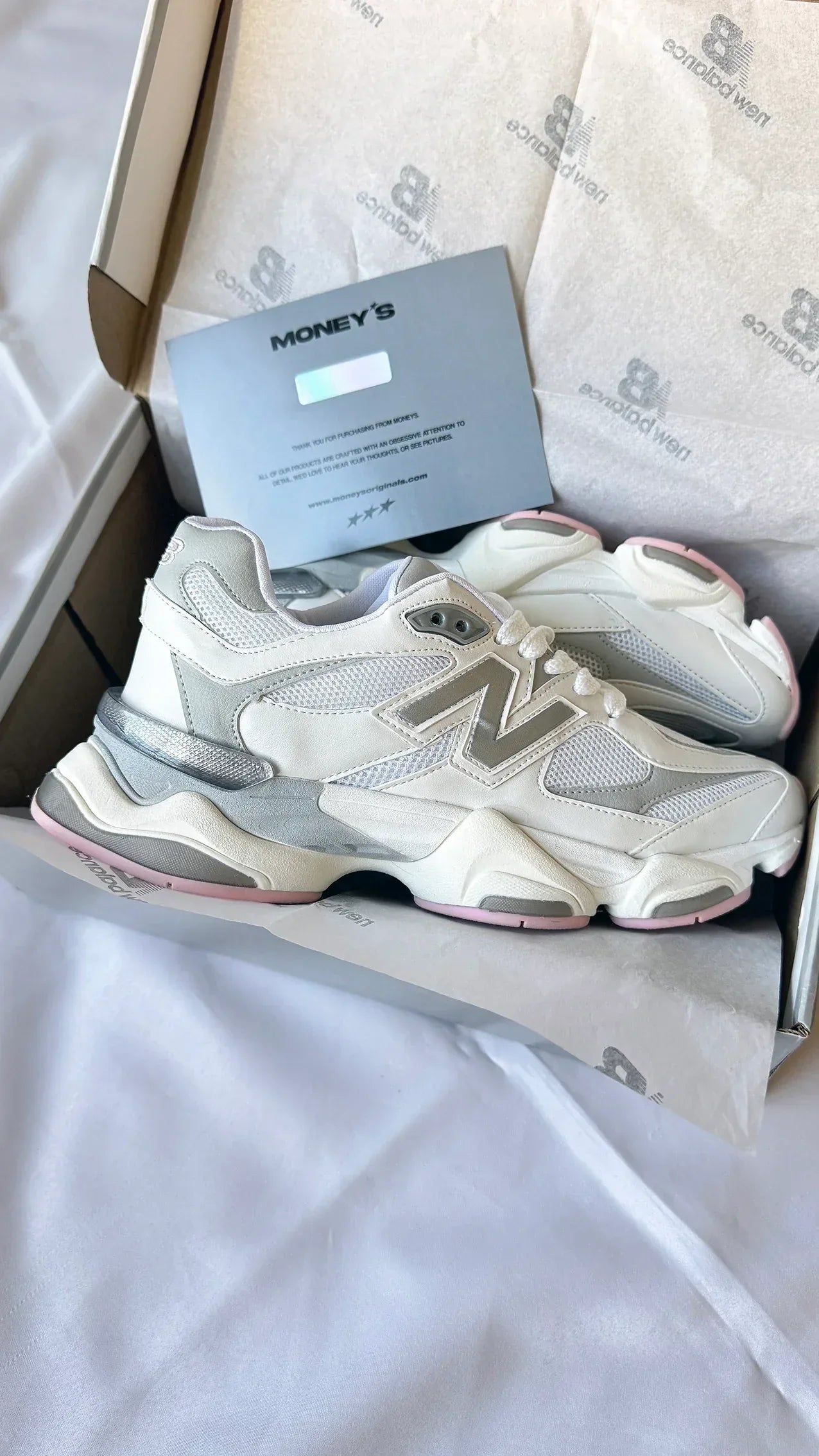 NB 9060 BRANCO ROSA - MONEYS