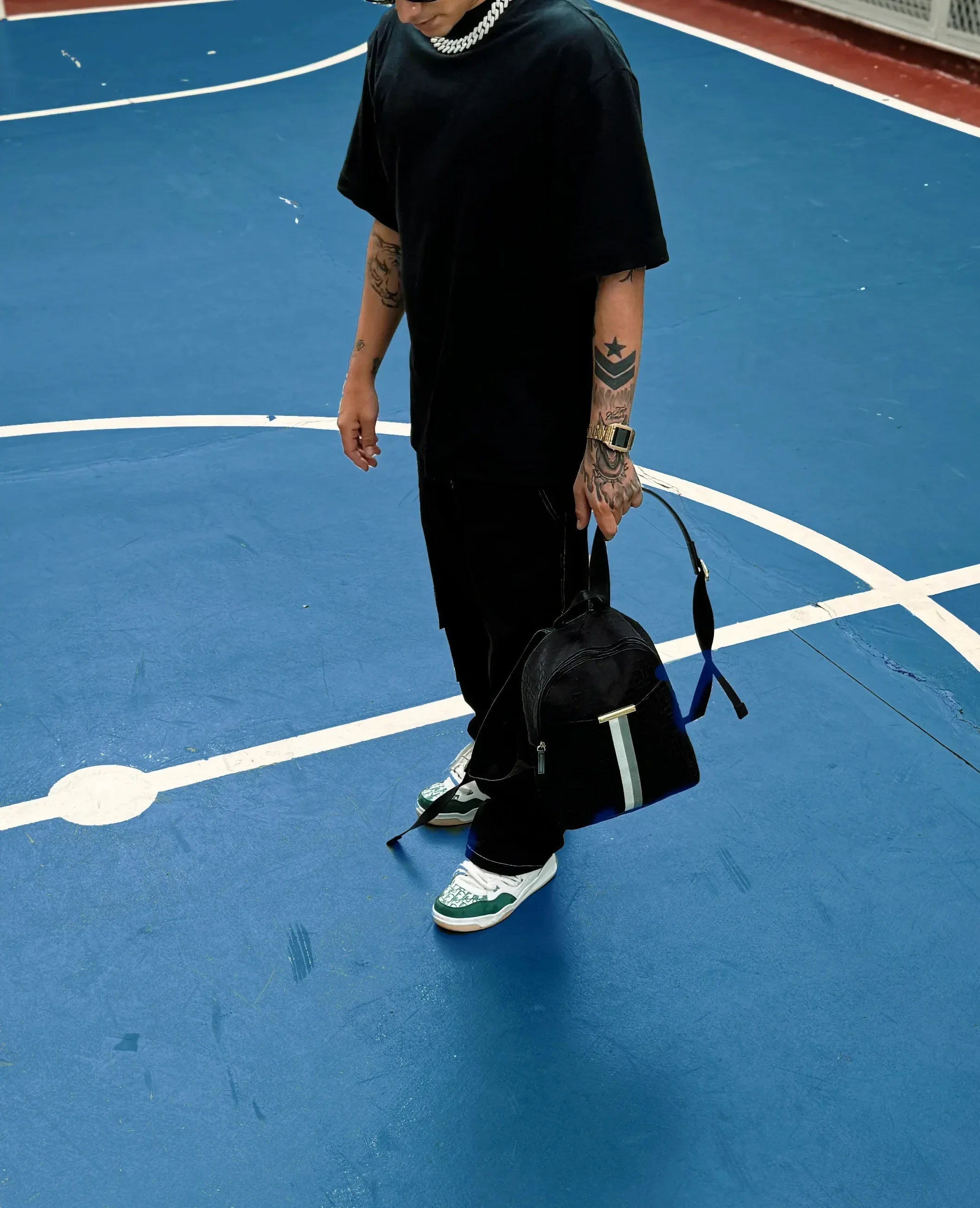 BASIC OVERSIZED - MONEYS