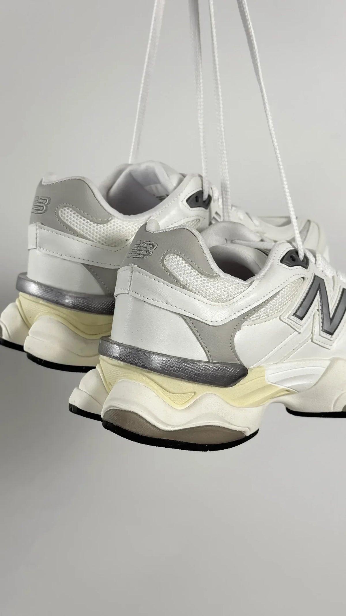NB 9060 WHITE PERLA - MONEYS