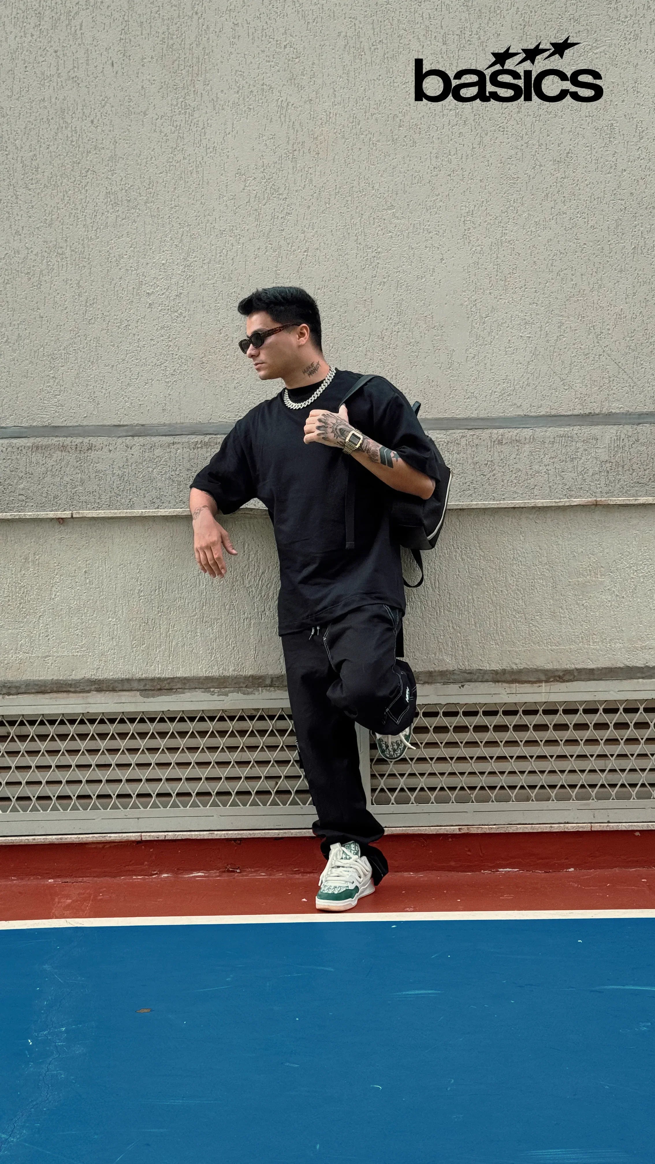 BASIC OVERSIZED - MONEYS