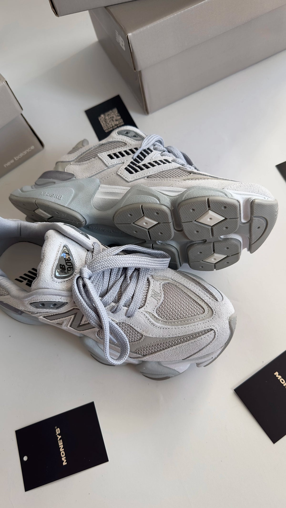 NB 9060 Chrome Eclipse