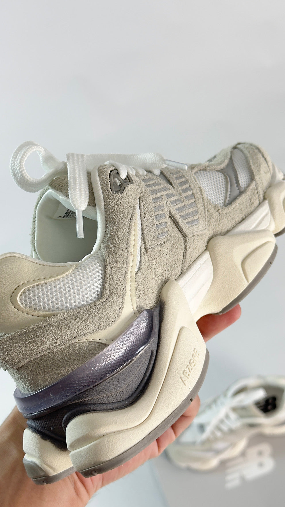 NB 9060 Grey Off