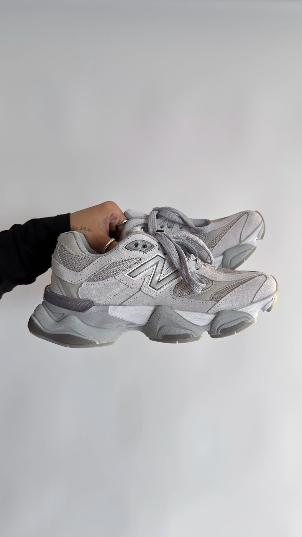 NB 9060 Chrome Eclipse