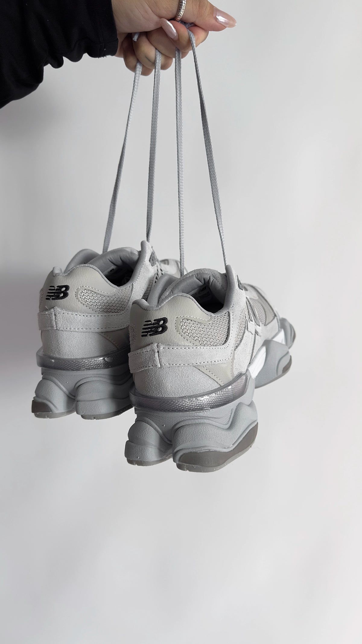 NB 9060 Chrome Eclipse