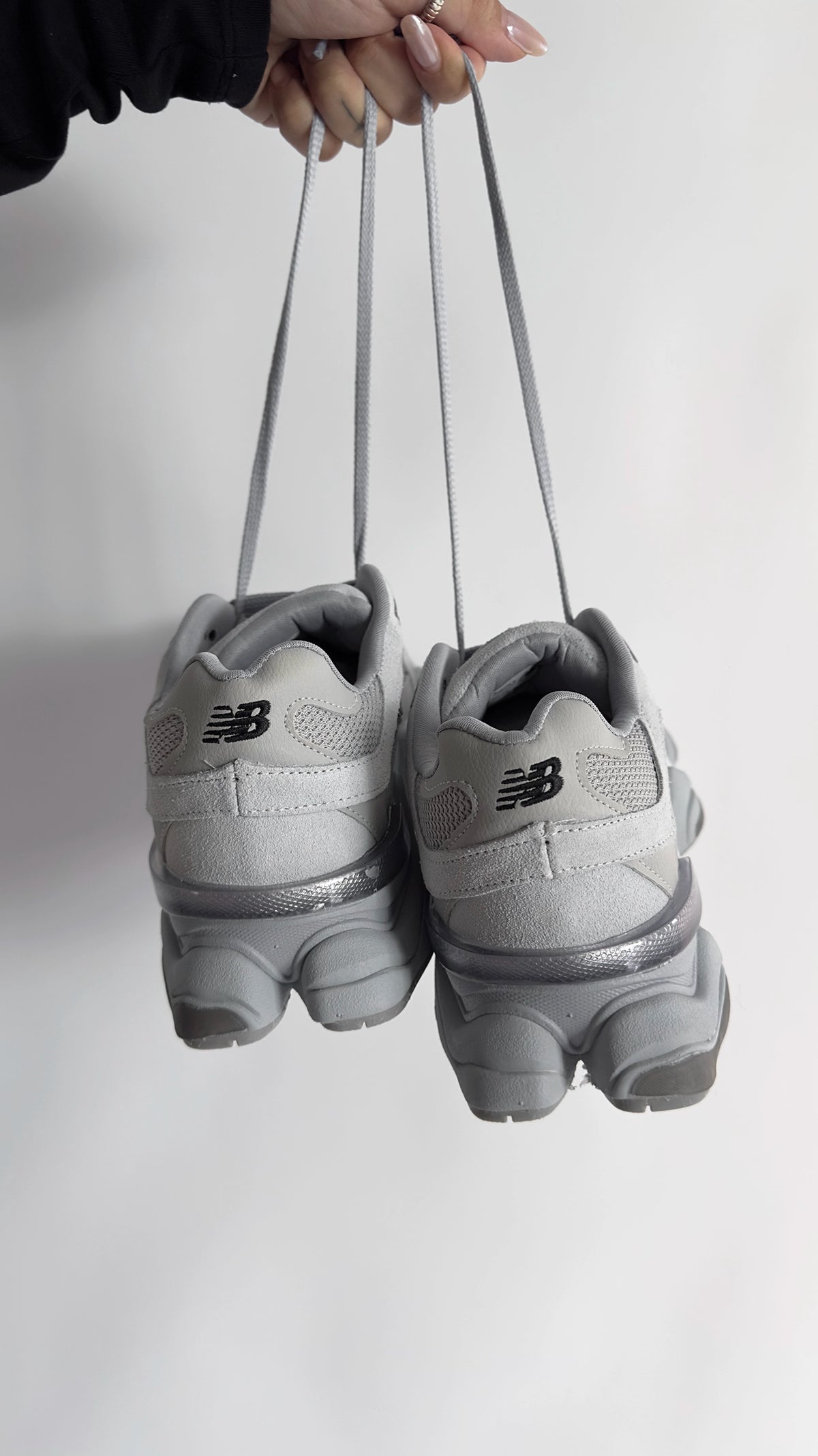 NB 9060 Chrome Eclipse