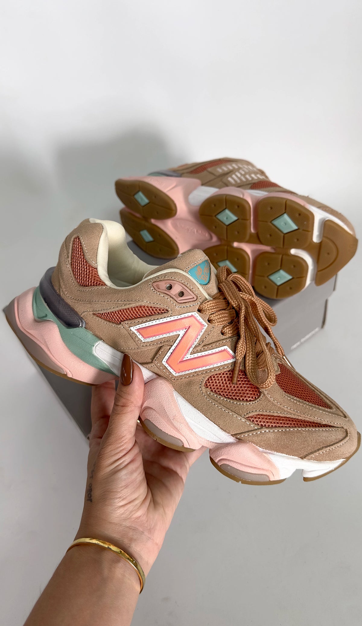 NB 9060 Elegance