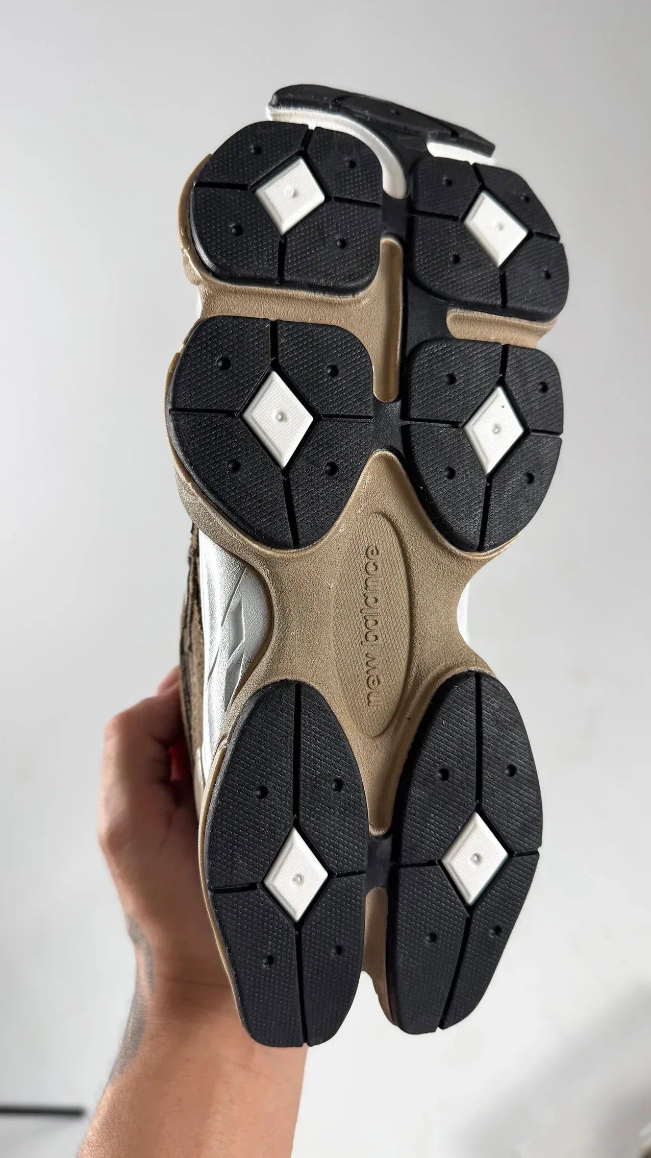 NB 9060 MARROM - MONEYS