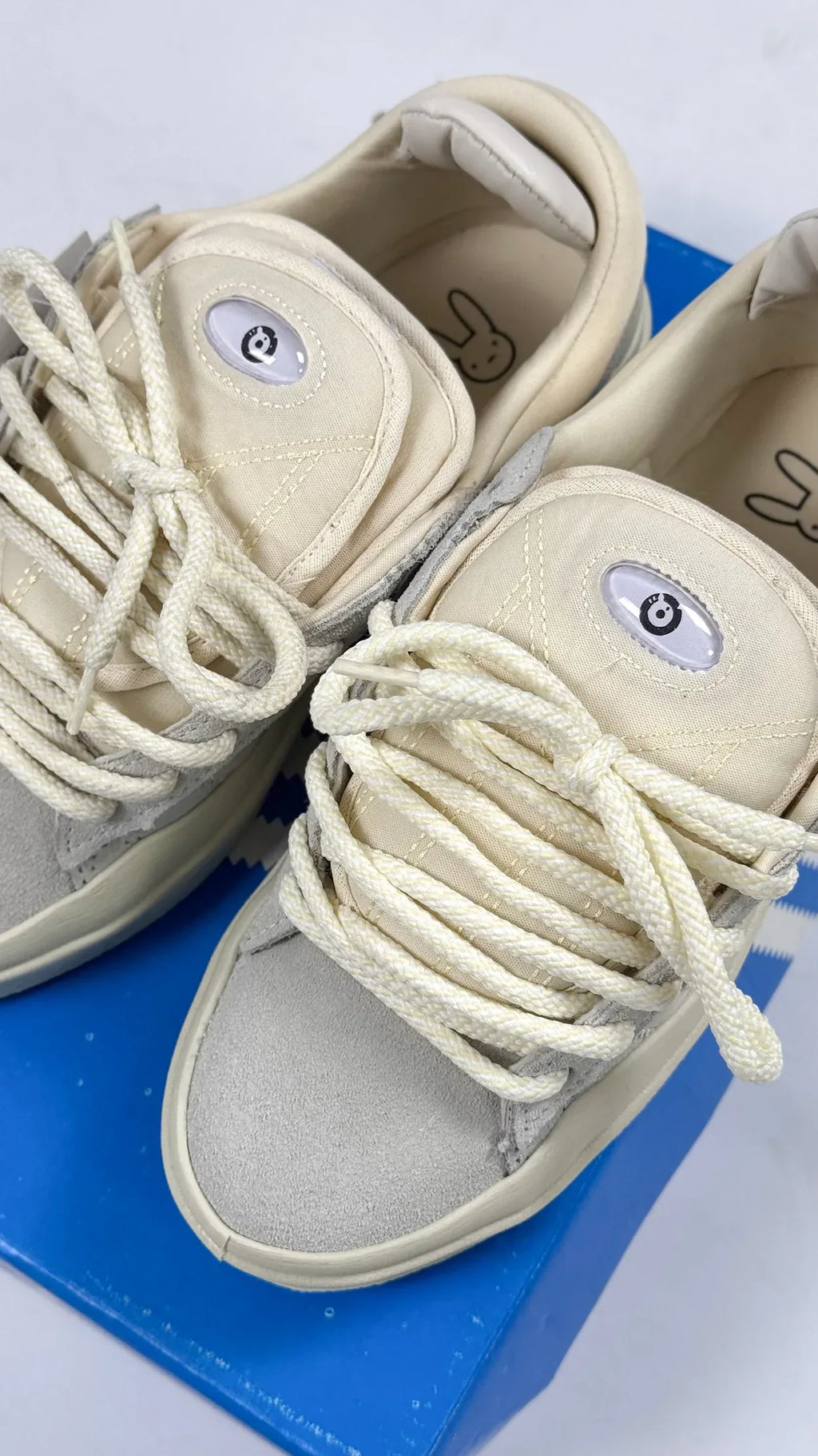 ADIDAS CAMPUS OFF WHITE - MONEYS