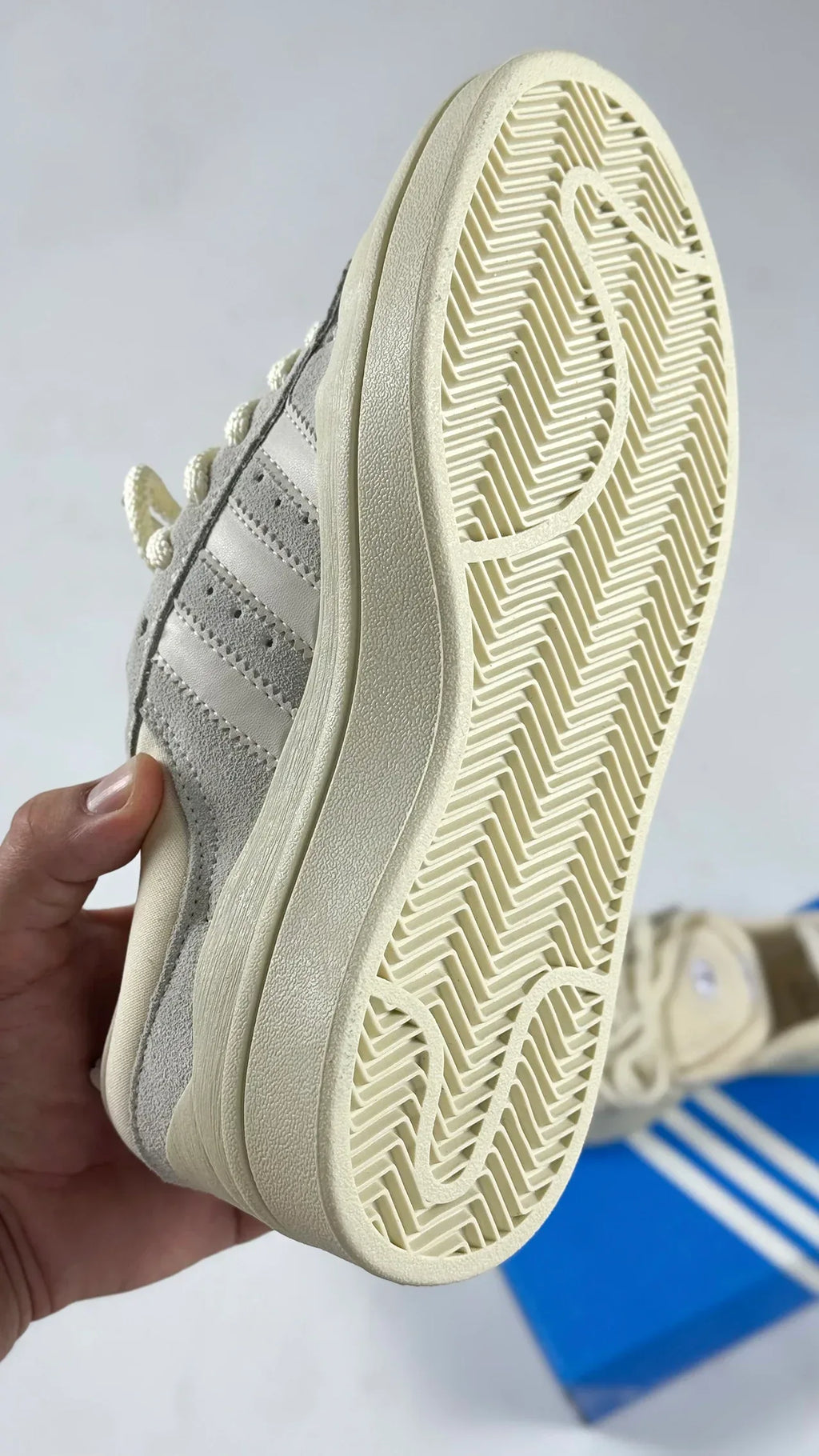 ADIDAS CAMPUS OFF WHITE - MONEYS