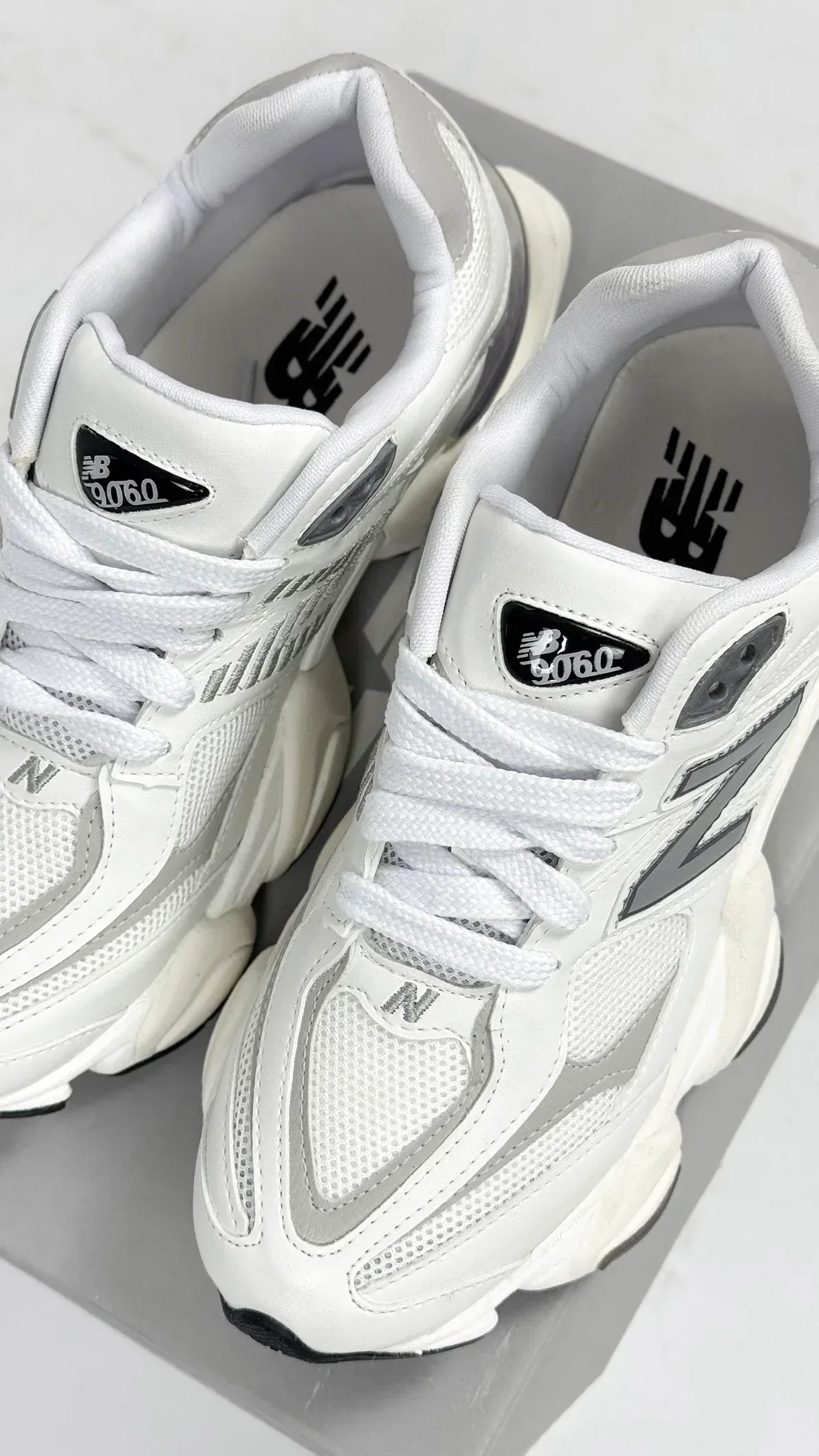 NB 9060 WHITE PERLA - MONEYS