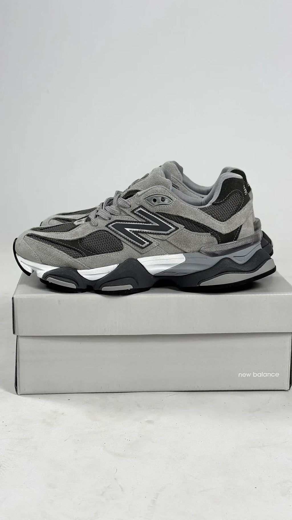 NB 9060 DARKMOON - MONEYS