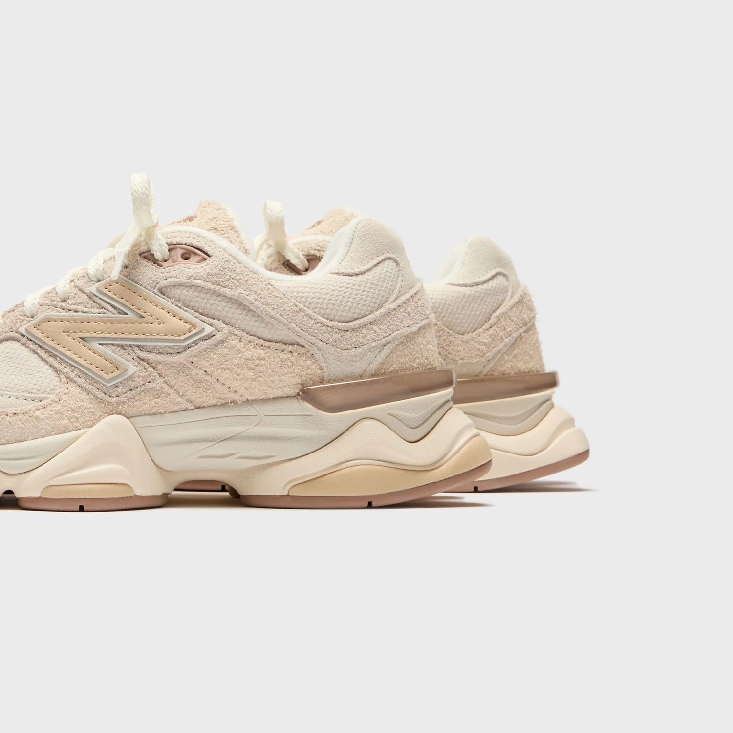 New Balance 9060 Bisque Sea Salt
