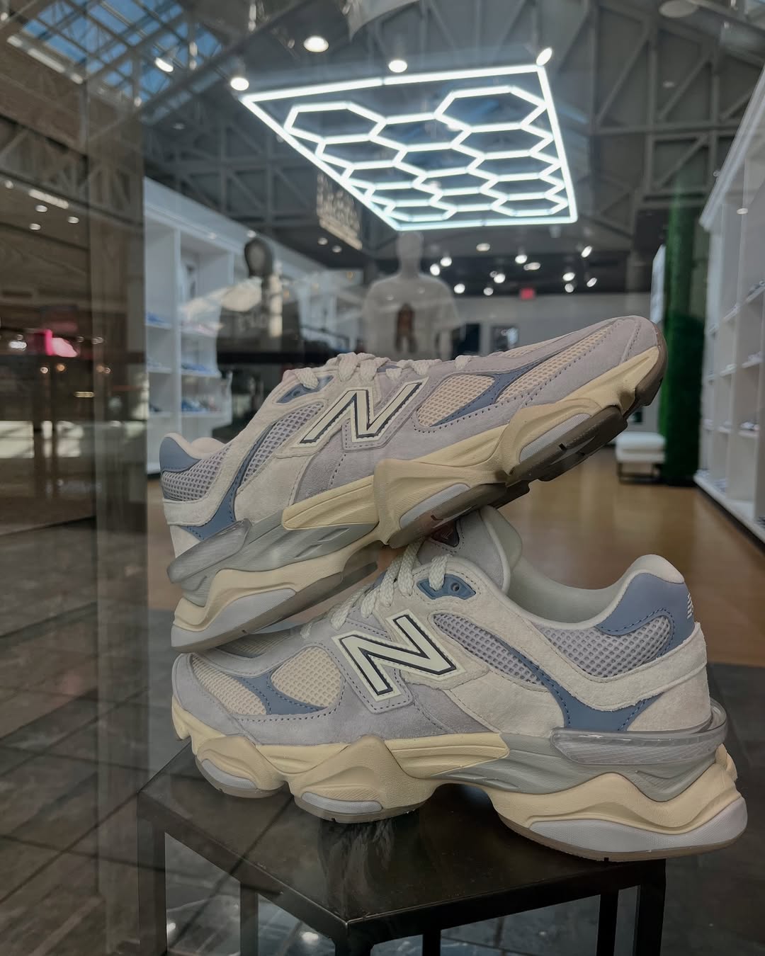New Balance 9060 Pearl Grey Linen