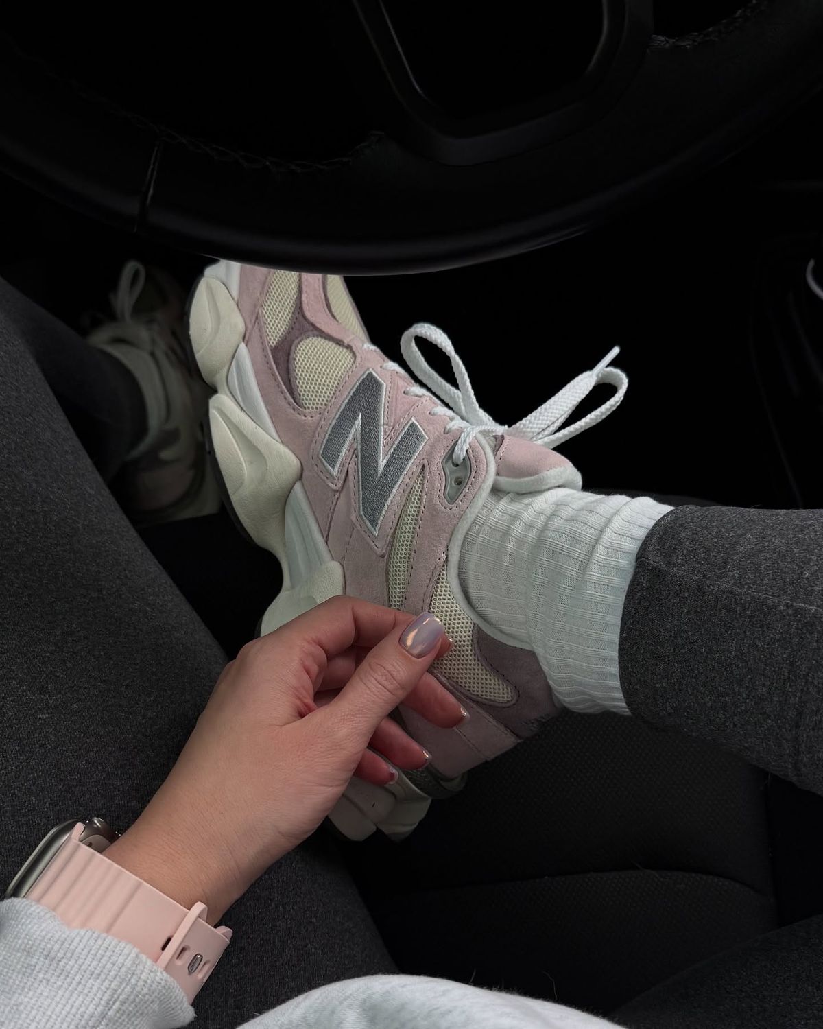 New Balance 9060 Rose Sugar Angora