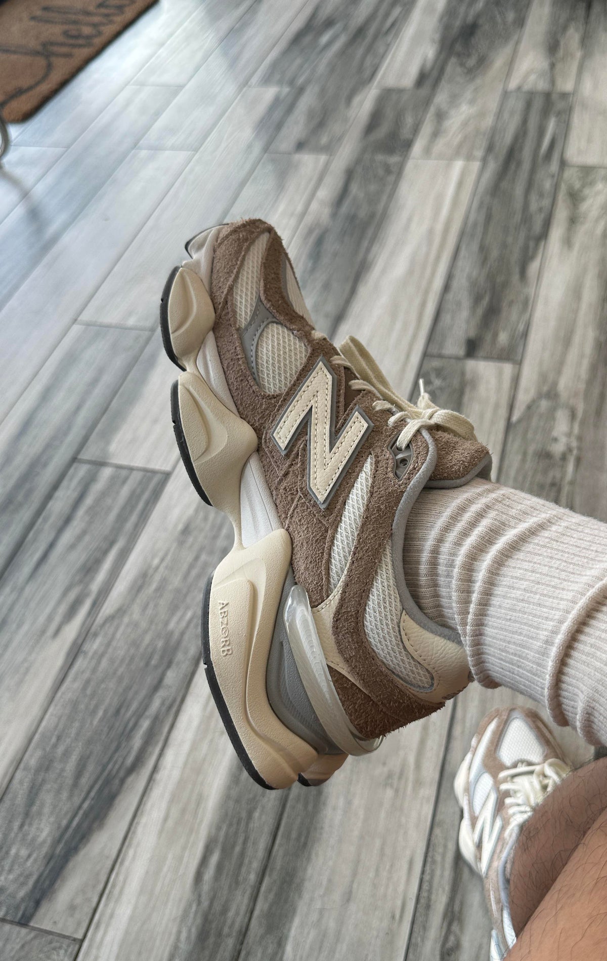 New Balance 9060 Driftwood