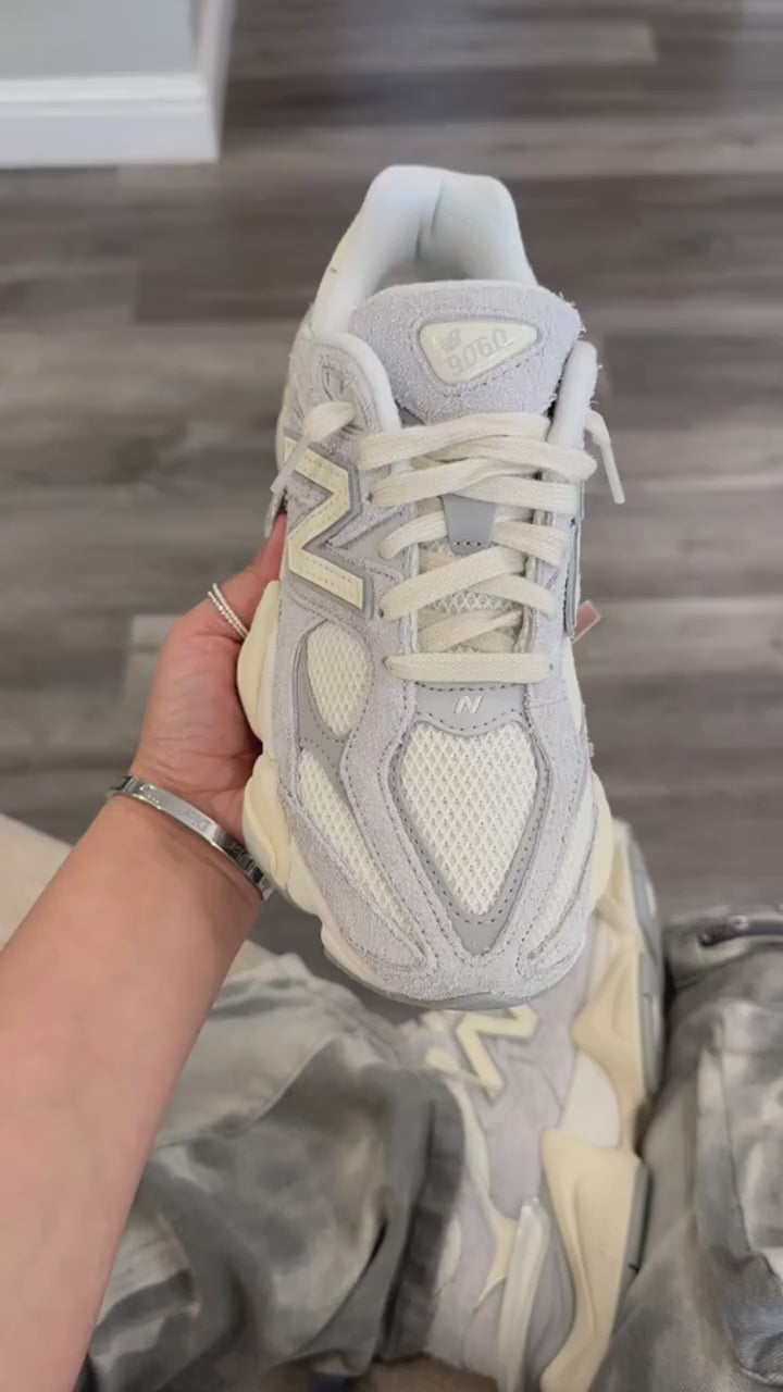 New Balance 9060 Quartz Grey
