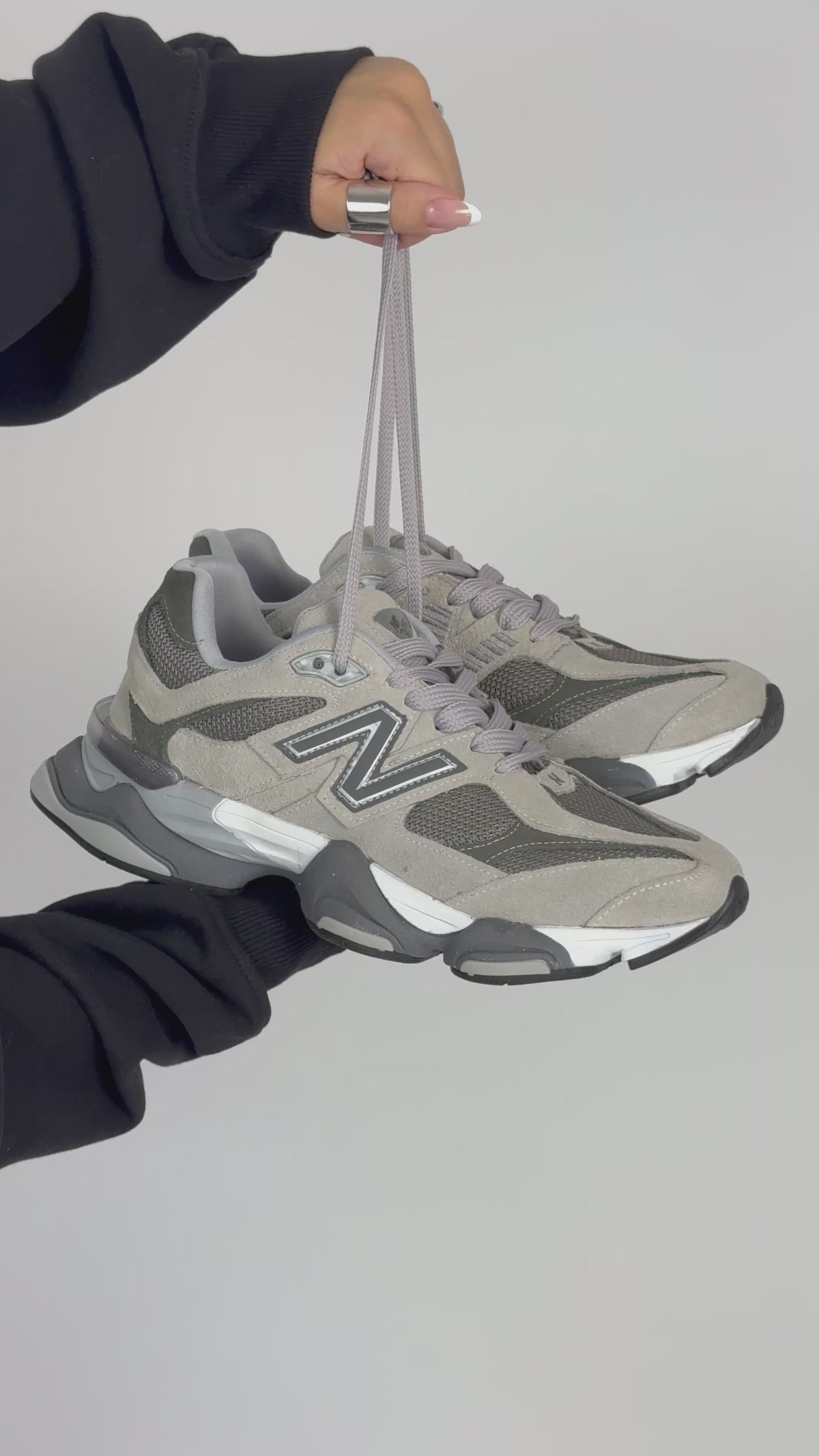 NB 9060 Darkmoon