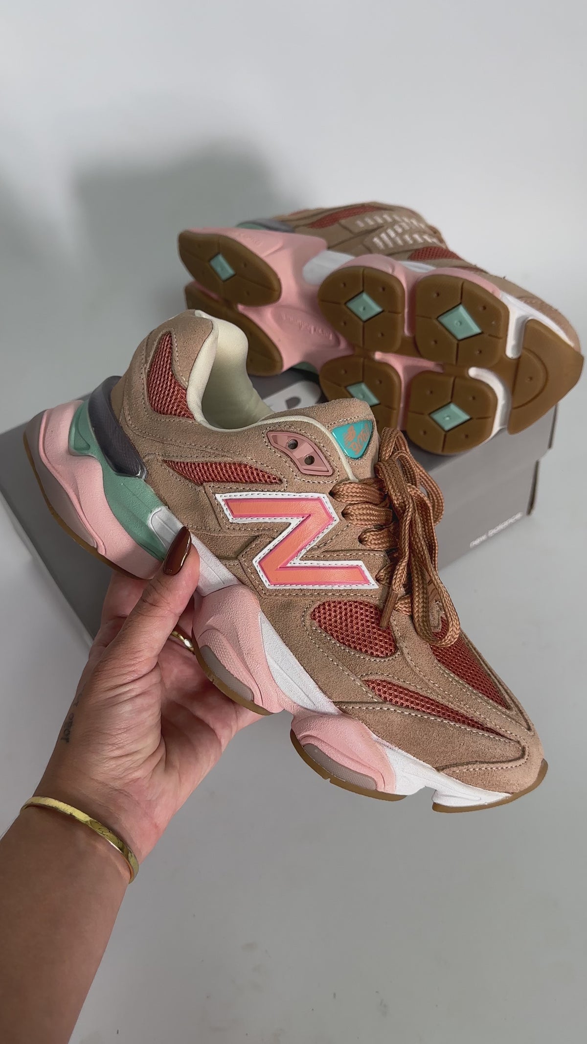 NB 9060 Elegance