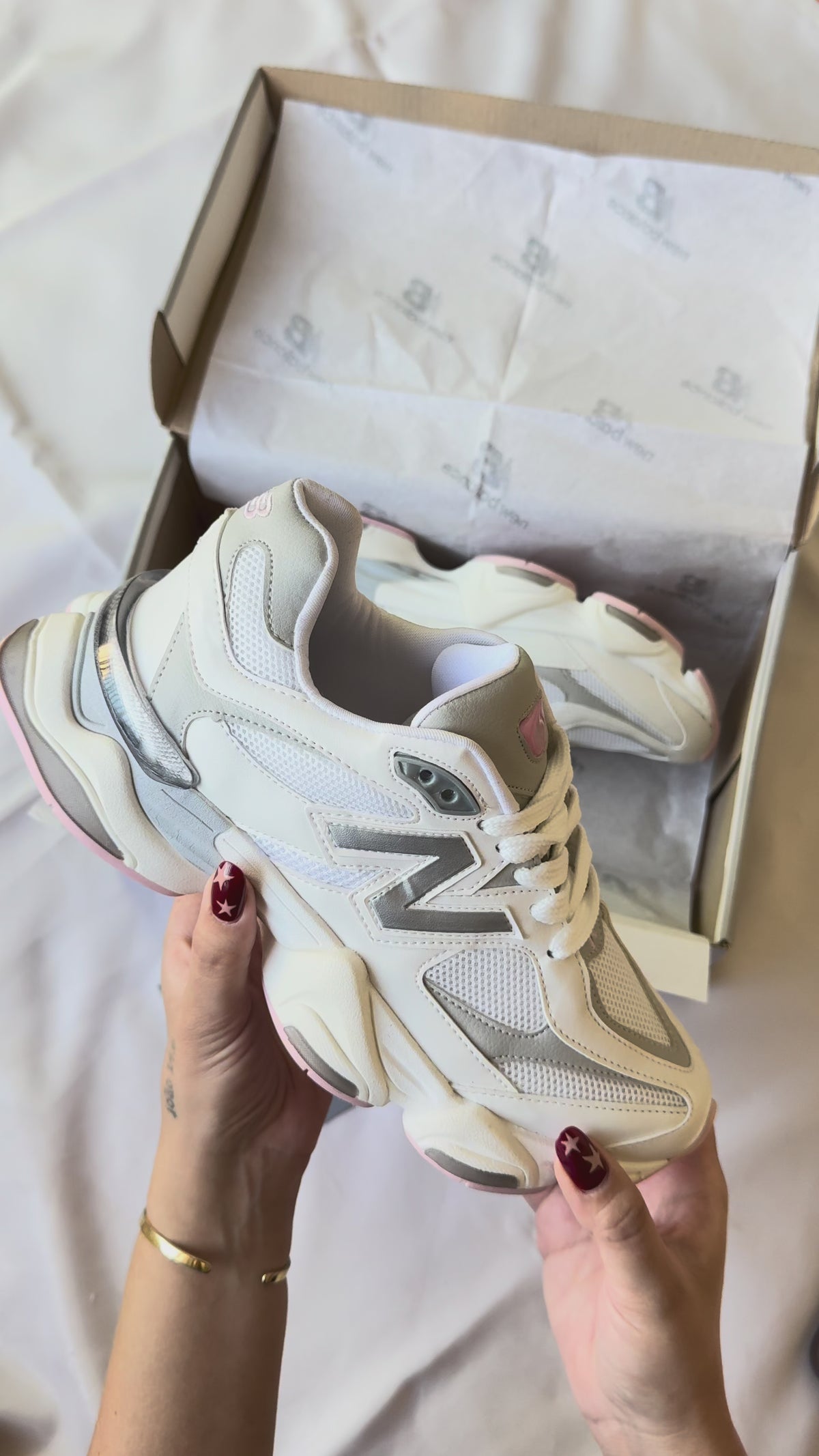NB 9060 Branco Rosa
