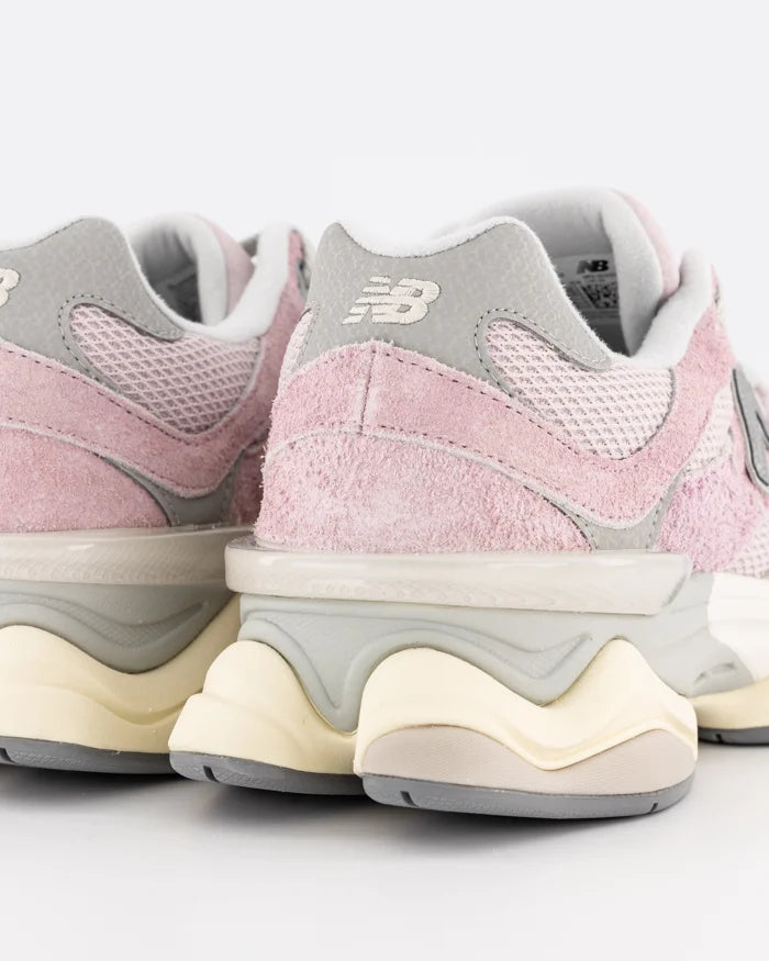 New Balance 9060 December Sky